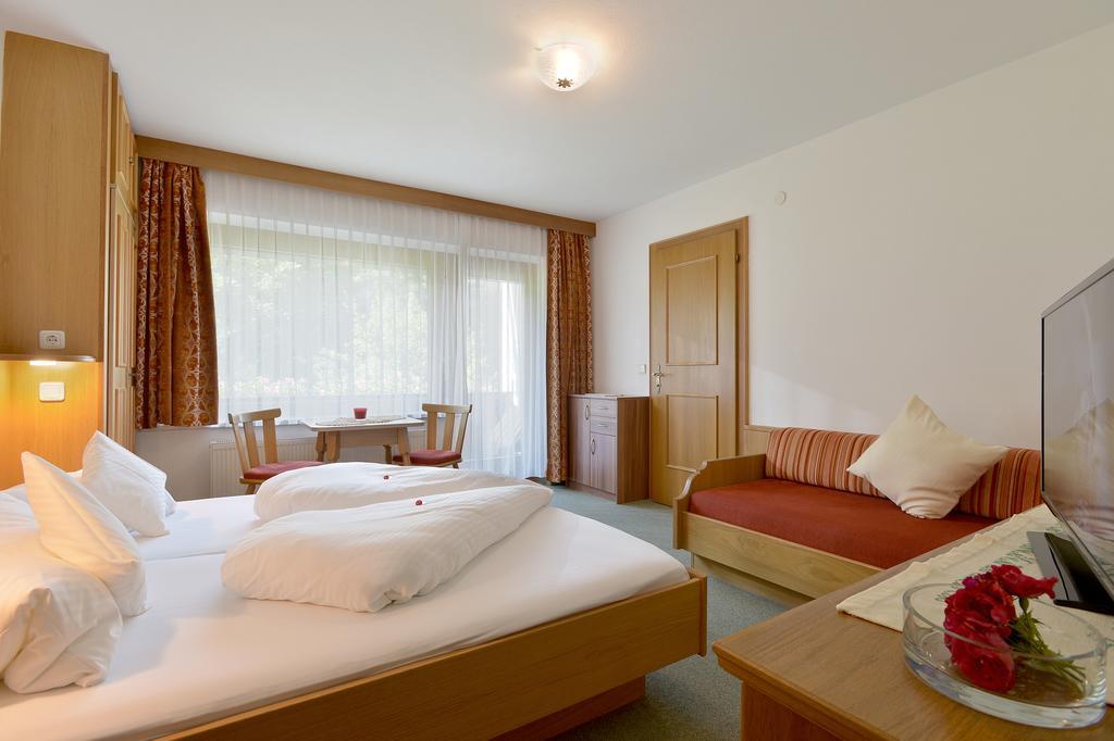 Gaestehaus Ahornblick Mayrhofen Eksteriør billede