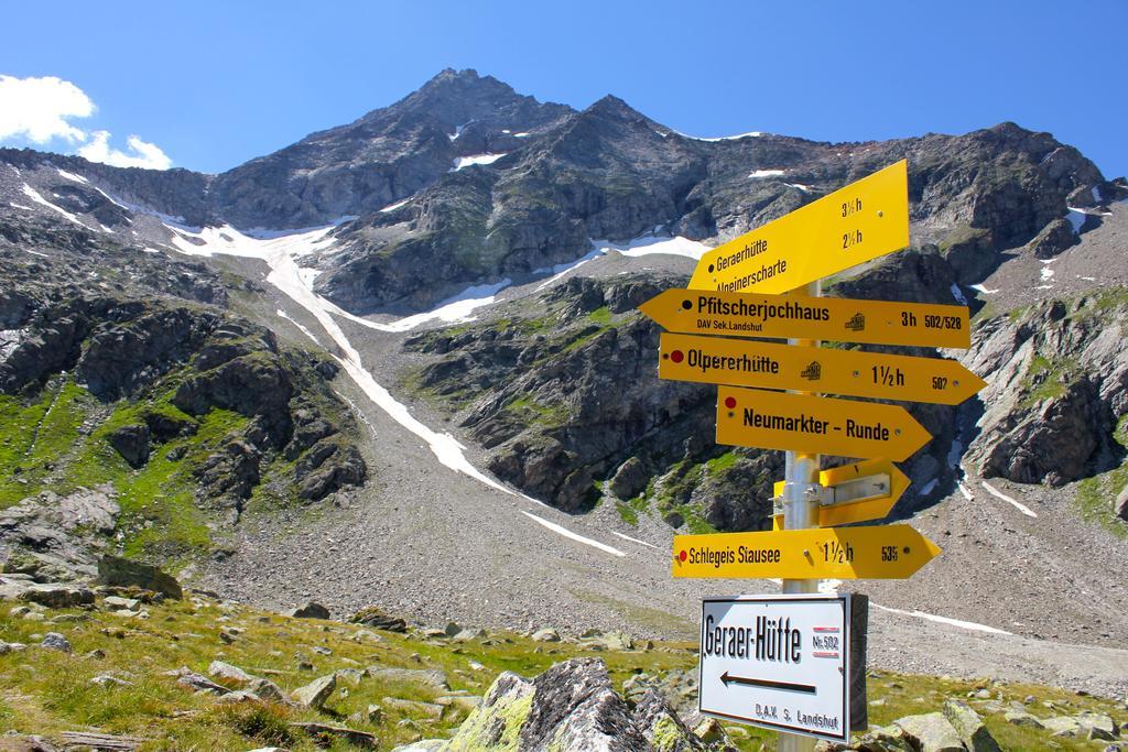 Gaestehaus Ahornblick Mayrhofen Eksteriør billede